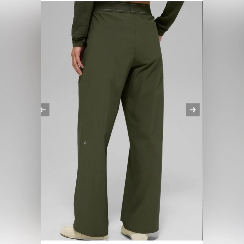 ALO Yoga Suit Up Trouser (Long) Large Color: Olive Green NWT